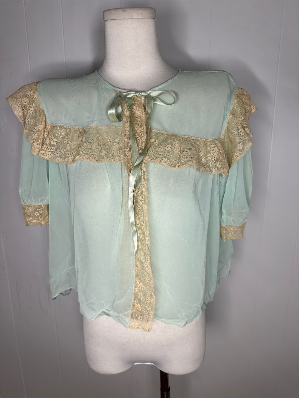 Vintage 1930s Blue Chiffon Lace Bed Jacket